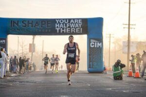 Marathon Fueling Strategy: Carbs, Fluids, Electrolytes, and Timing