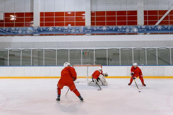 offsides in hockey